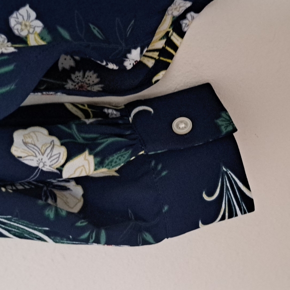LOFT Petites Floral Career Top size S - Picture 5 of 6